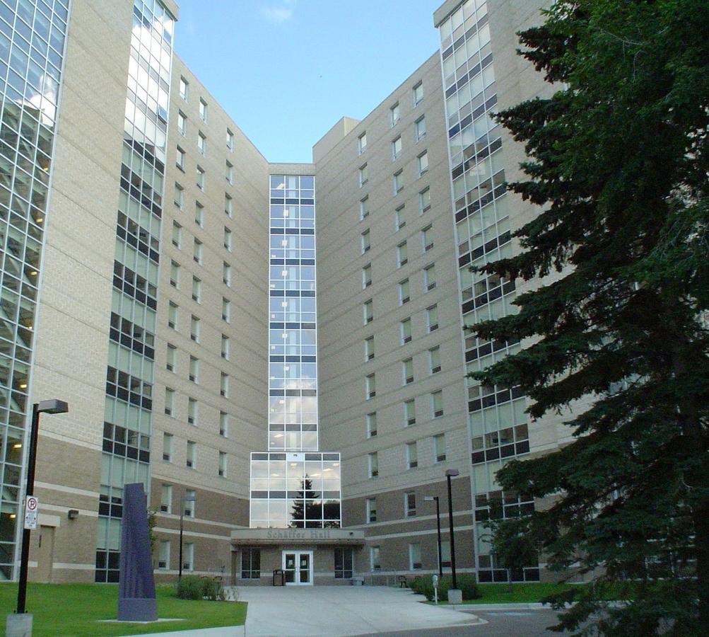 University Of Alberta - Accommodation Edmonton Exteriör bild
